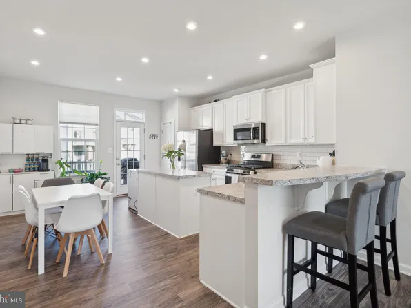 520 River Crest Way, Fredericksburg, VA 22405