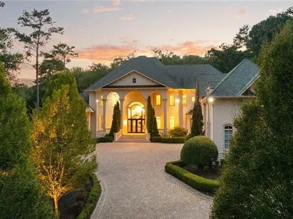 4870 Northside Dr, Sandy Springs, GA 30327