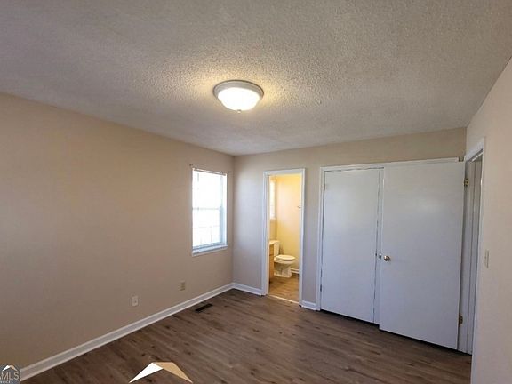5th image of 1323 Crawford St