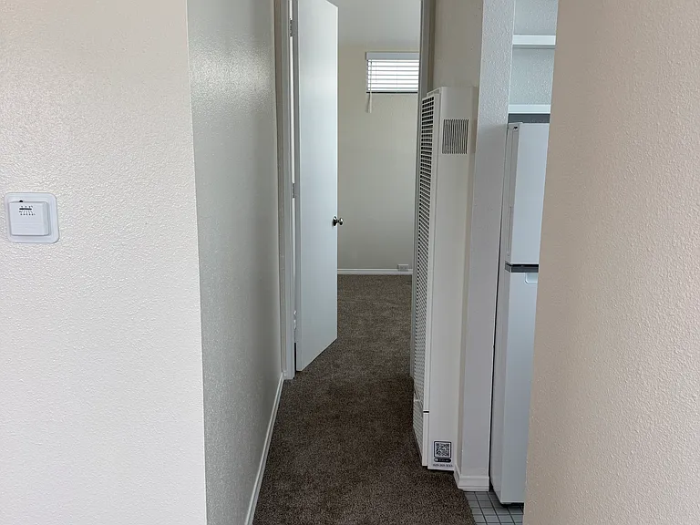 1105 Virginia Way — Photo 10