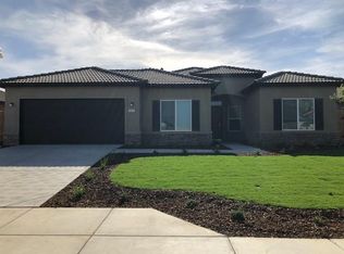 7511 Carson River Rd, Bakersfield, CA 93311