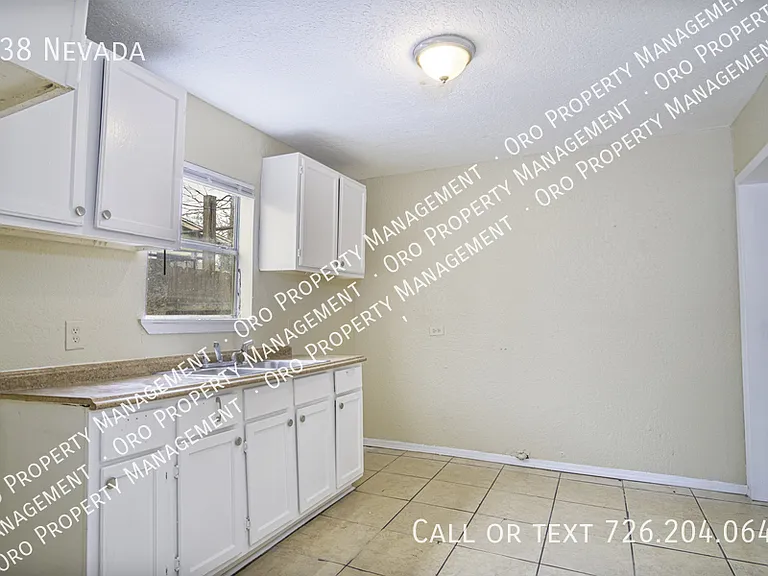 838 Nevada — Photo 3