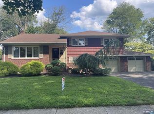 62 Delford Ave, Oradell, NJ 07649