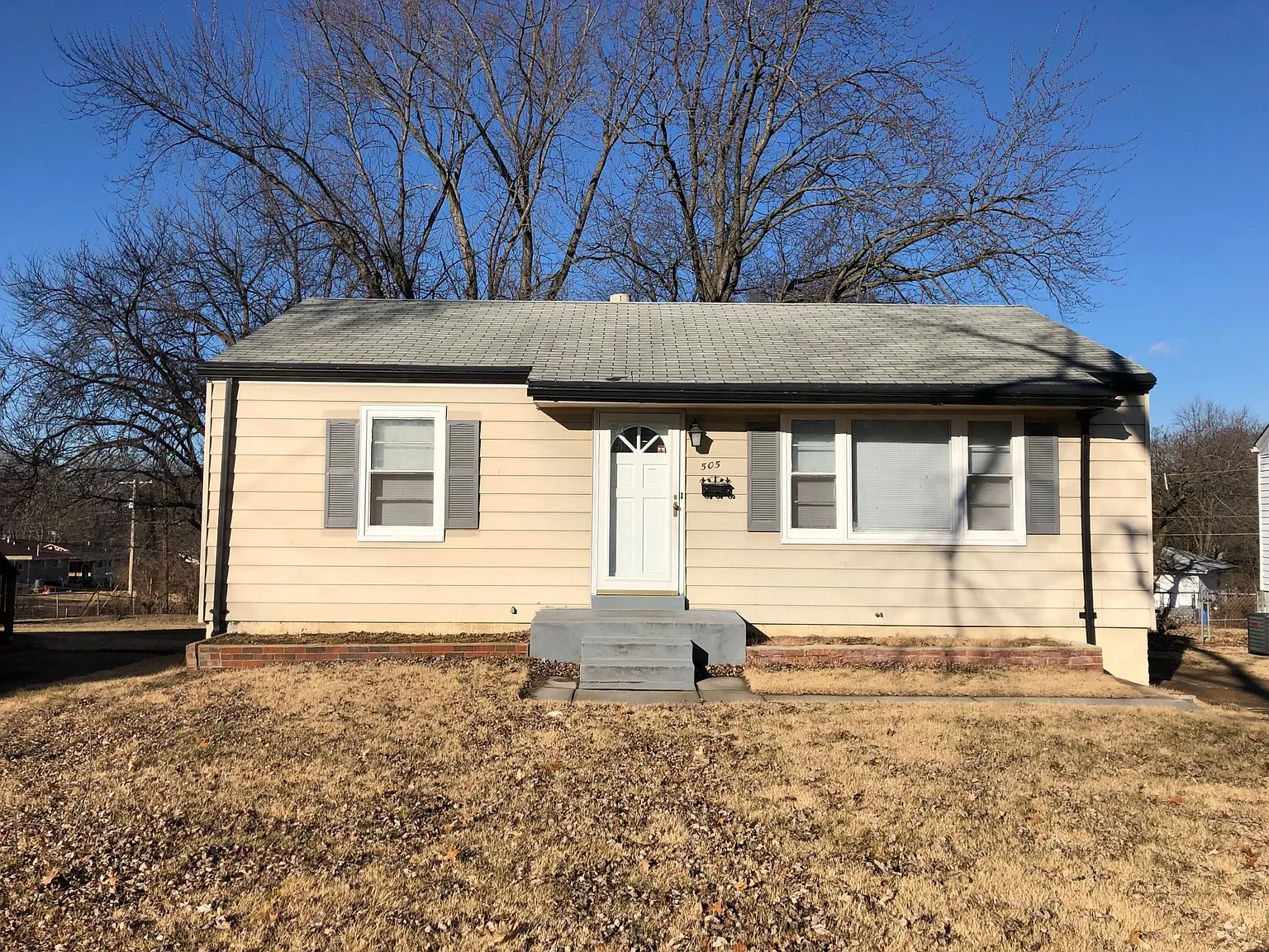 505 Marechal Ln photo 1