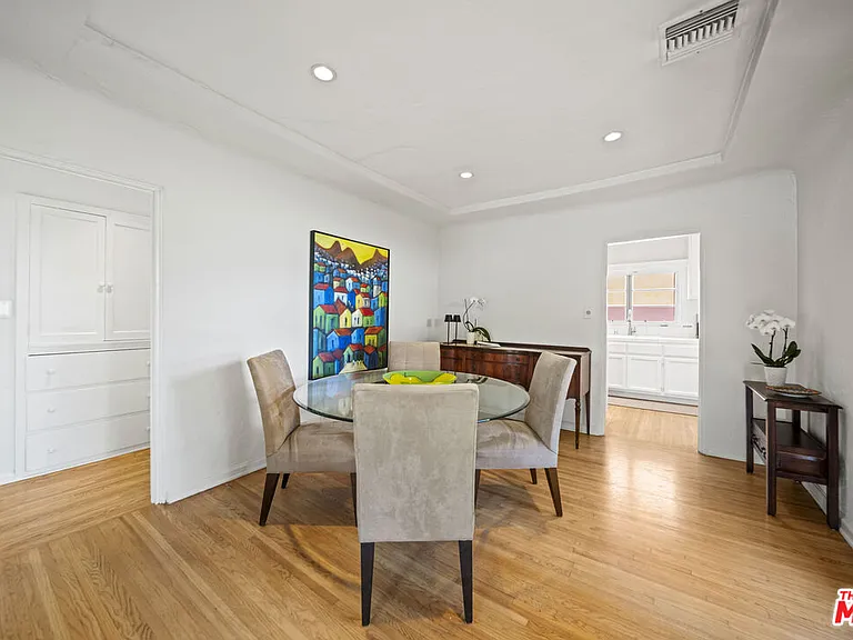 837 N Harper Ave — Photo 16