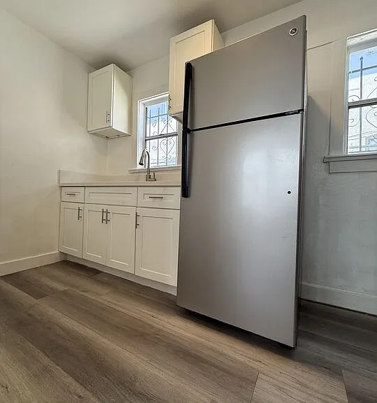 2235 W 14th St #1/4 — Photo 6