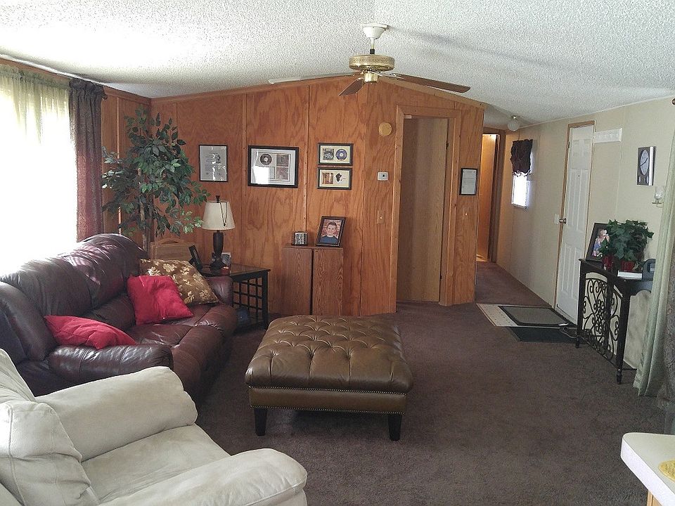 1st image of 490 Dogwood Ter