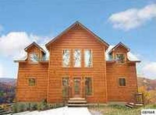 757 Widows Knob Rd, Gatlinburg, TN 37738