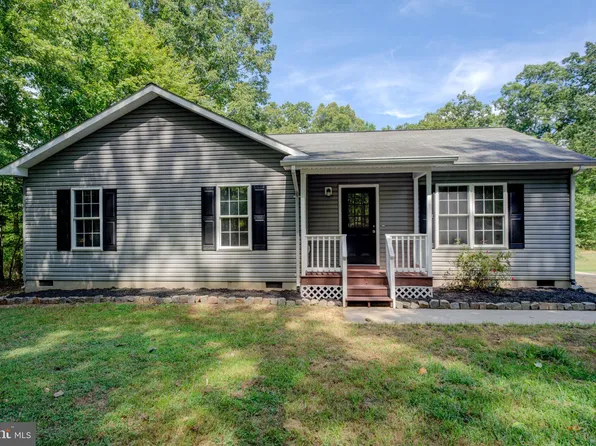 3184 Sareth Ln, Locust Grove, VA 22508