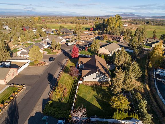 4th image of 9428 17th Ln