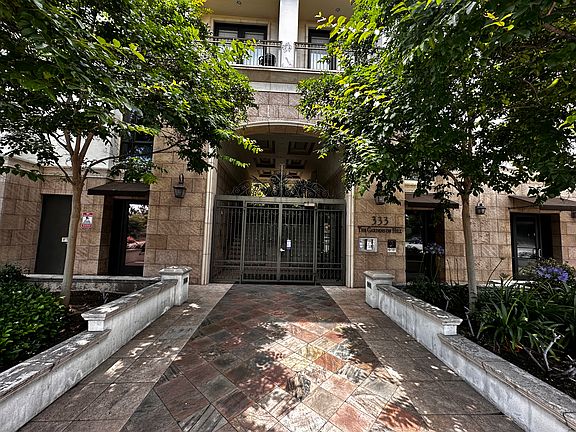 2nd image of 333 N Hill Ave APT 410