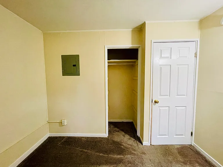 81 Sharrow Cir — Photo 14