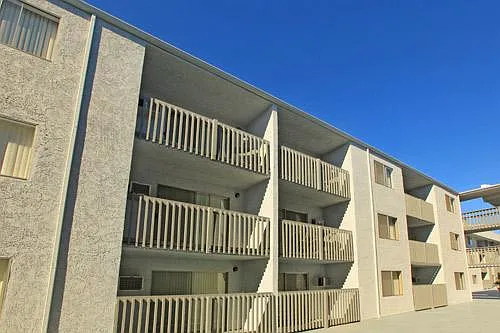 5025 E Pacific Coast Hwy — Photo 20