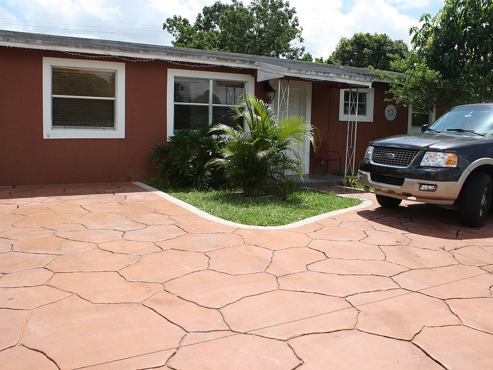 1st image of 17721 NW 32nd Ct