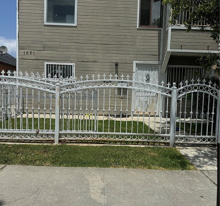 1st image of 1621 W 224th St