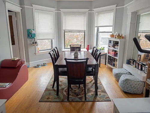 3918 N Janssen Ave #3 Photo 1