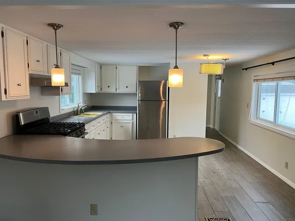 38 T Andrew Street, Lebanon, NH 03766