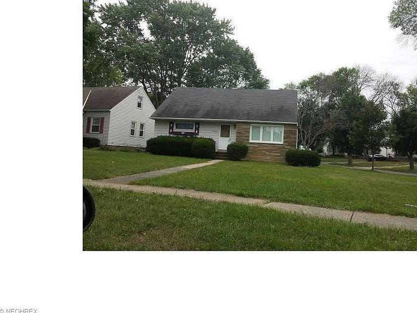 1st image of 262 Grand Blvd