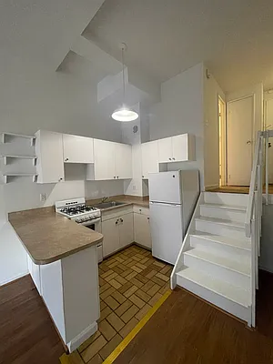 Rented by Voro NYC | media 38