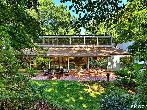 3rd image of 28 Nettleton Drive