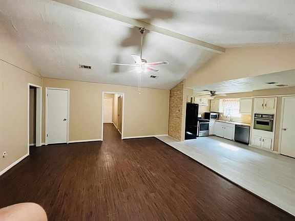 3rd image of 4622 Lochshin Dr