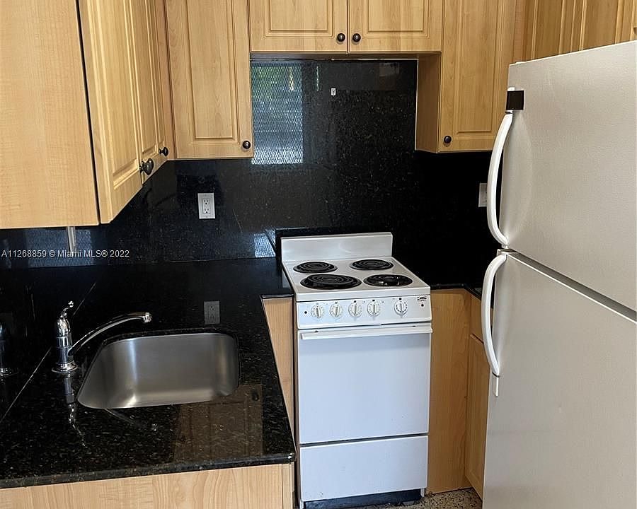 2nd image of 1640 NE 127th St #401