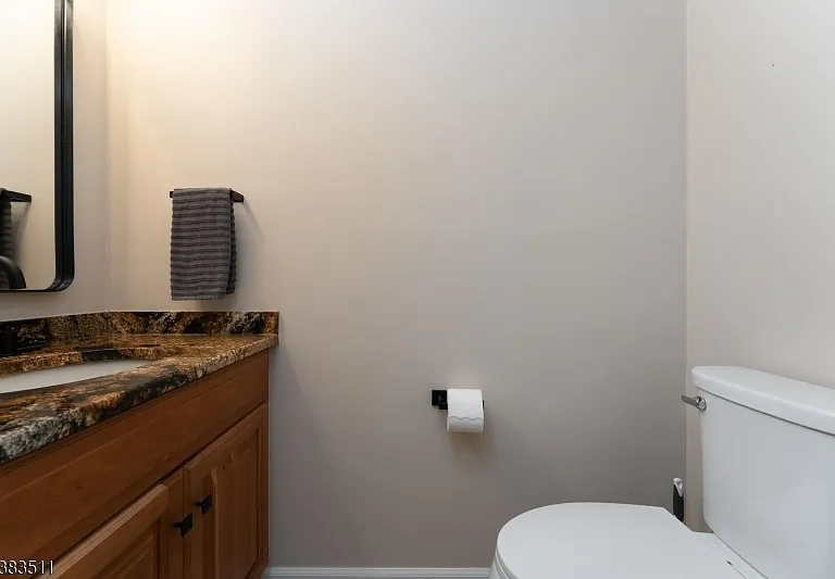 65 Hampshire Dr — Photo 11