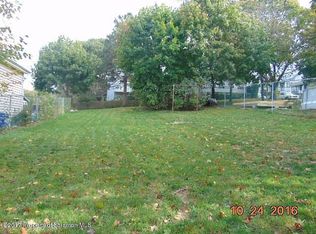 1329 S Irving Ave, Scranton, PA 18505