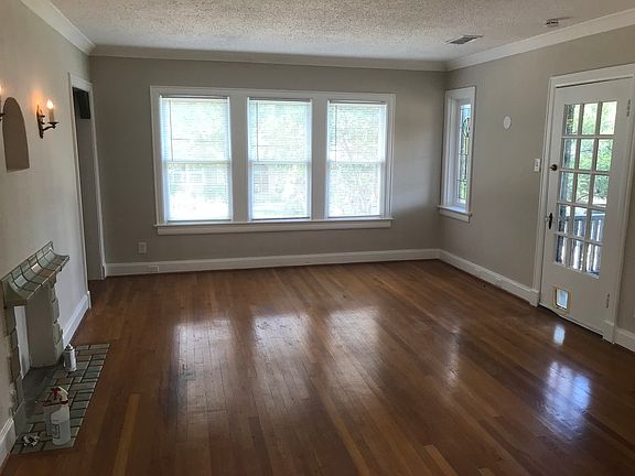 4th image of 6012 La Vista Dr