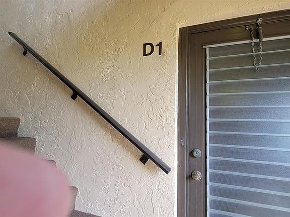 4th image of 430 Pine Glen Ln APT D-1