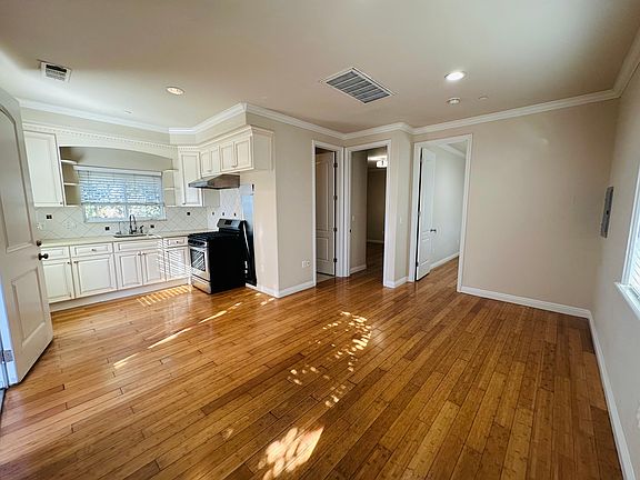 Kitchen/Living Room