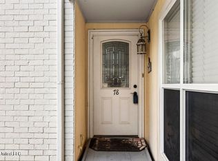 3230 Cumberland Rd, Ocean Springs, MS 39564