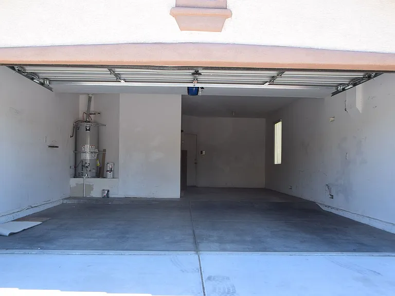 9493 Grove Ridge Ave — Photo 37