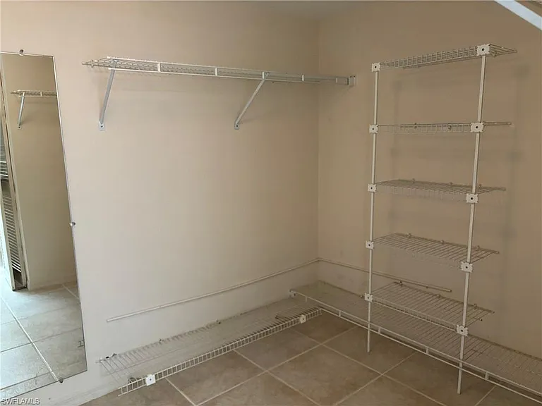 513 Lake Louise Cir #101 — Photo 12