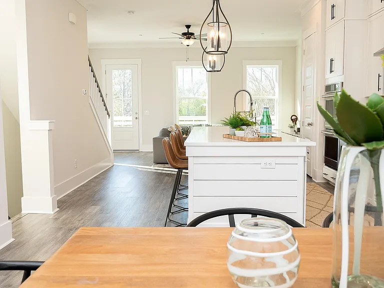 553 Cooper Village Ln — Photo 15