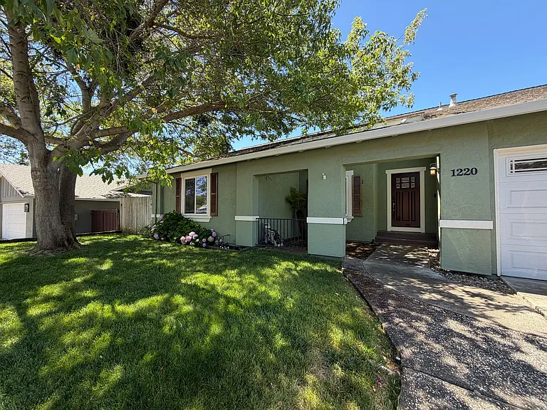 1220 Monte Vista Ct #B — Photo 35