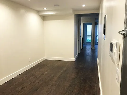 Rented by Premier Metro Realty Corp | media 2