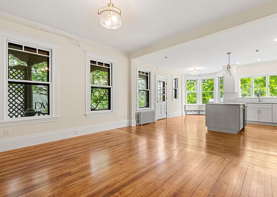 1st image of 18 Loring Ave #1