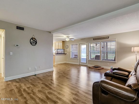 5th image of 3434 BLANDING Boulevard #105