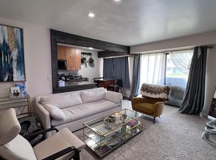 3885 Lone Pine Rd APT 100, West Bloomfield, MI 48323