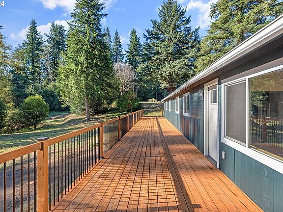 3rd image of 93676 Cordell Ln