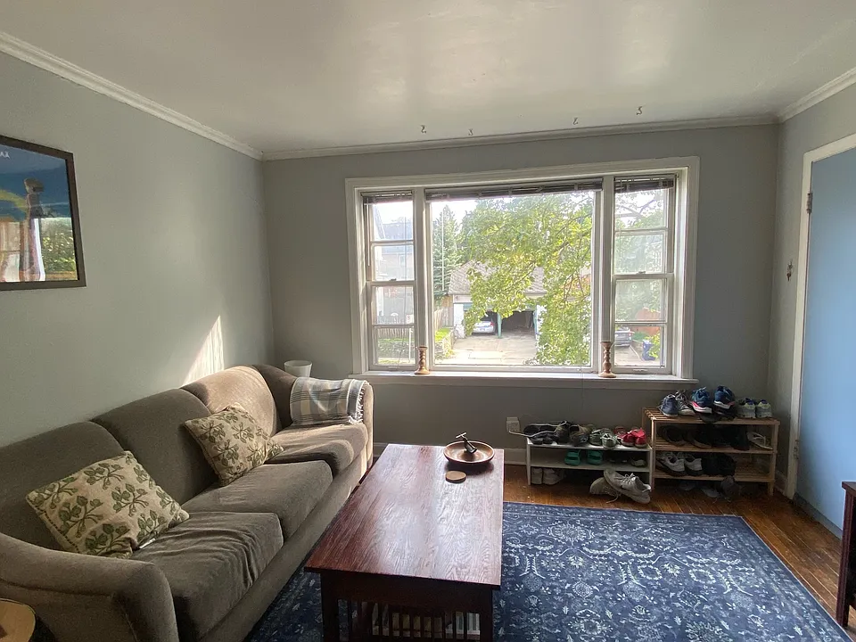 2120 E Locust St