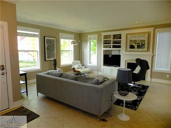 4th image of 615 Buteo Dr