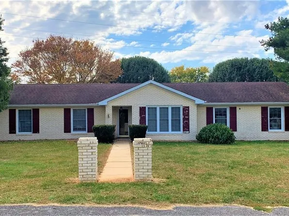 110 Leslie Ave, Horse Cave, KY 42749