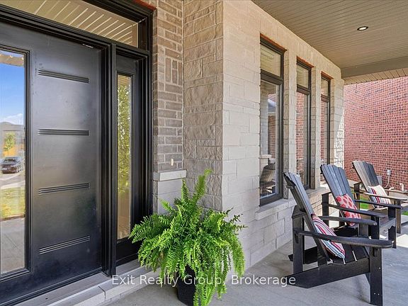 4th image of 48 Hummingbird Dr