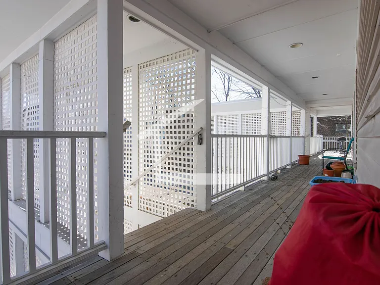 8-10 Glencoe St #2 — Photo 13