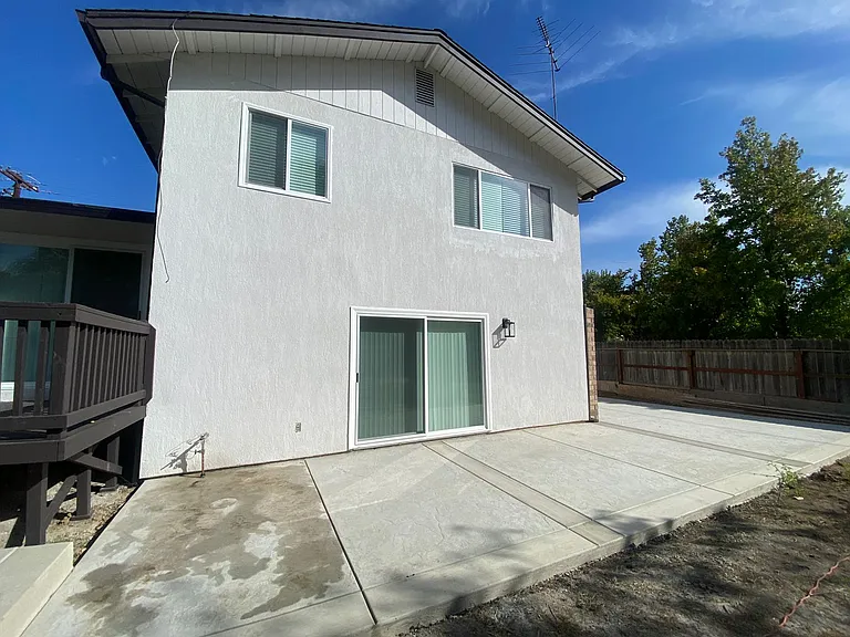 7349 Cross Dr — Photo 24