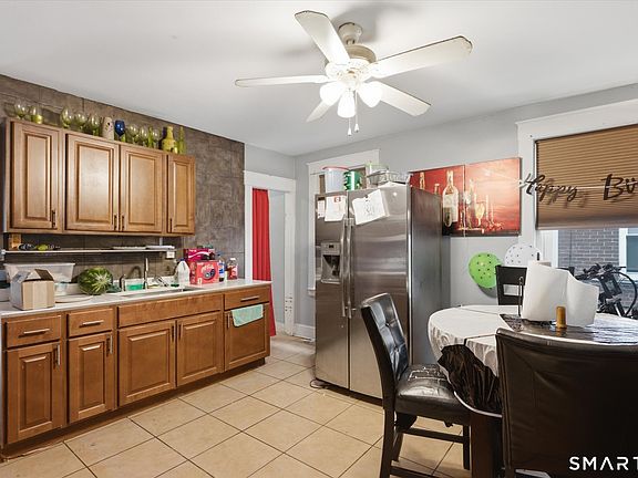 5th image of 145 Lawlor Street