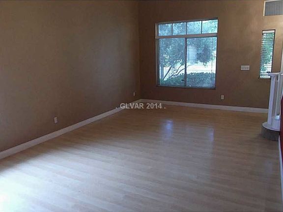 5th image of 324 Black Rock Hills Dr
