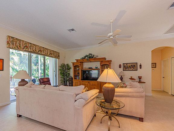 3rd image of 9605 W Maiden Ct